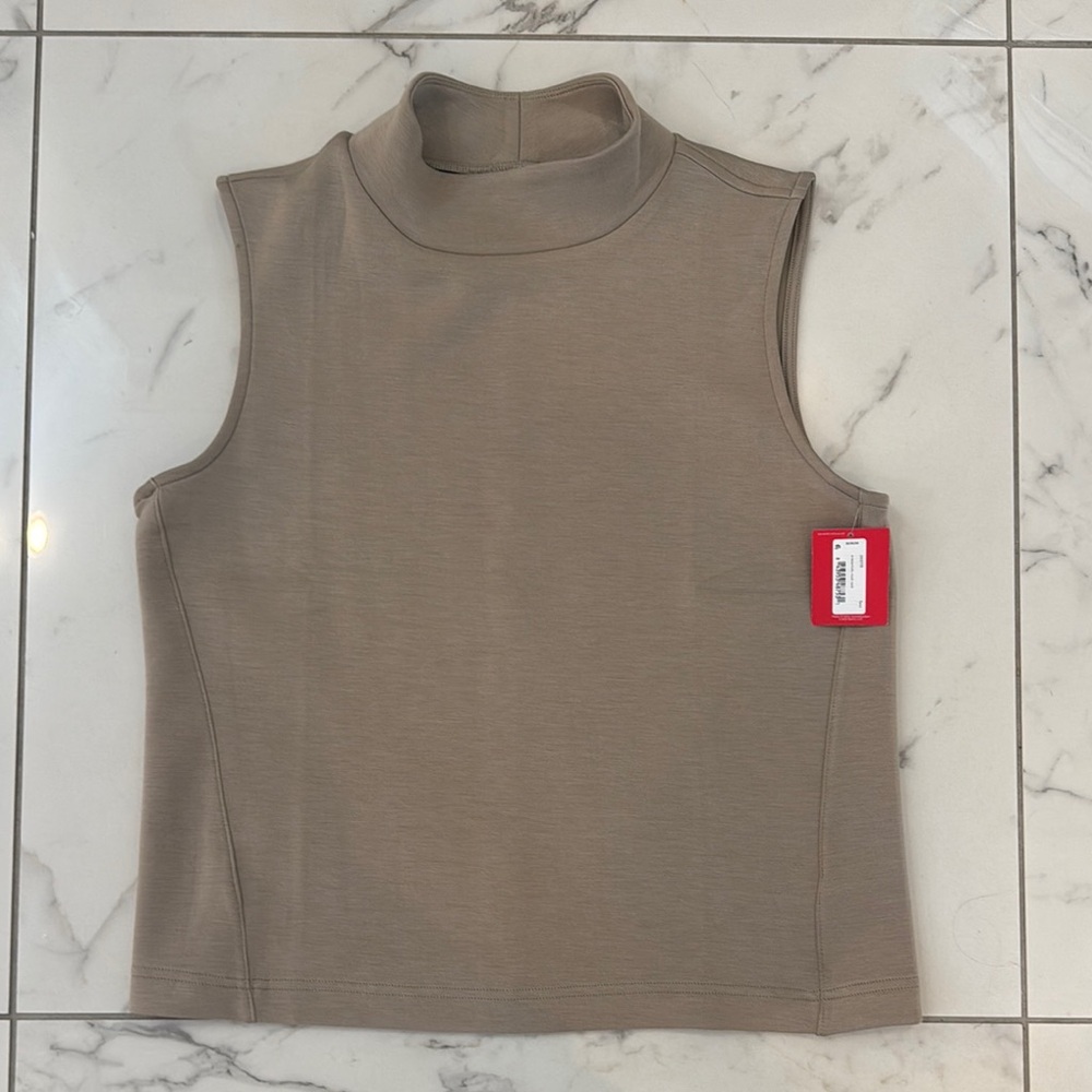 Spanx NWT AirEssentials Sleeveless Tank